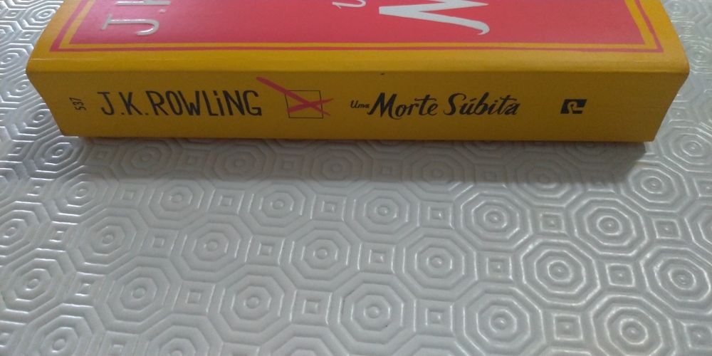 Uma Morte Súbita J. K.  Livro