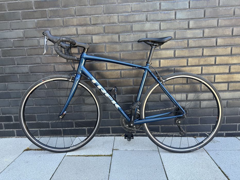 Trek Domane Al 2 rower szosowy