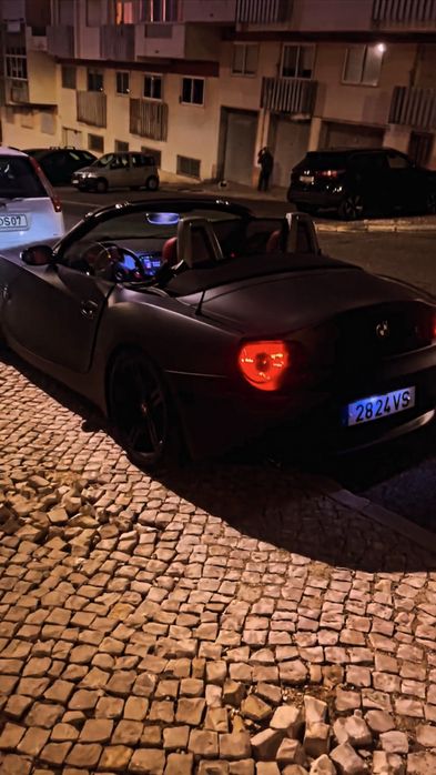Vendo carro  Bmw Z4 2.5i  190CV  com opcao de Gpl e gasolina  (ano2003)
