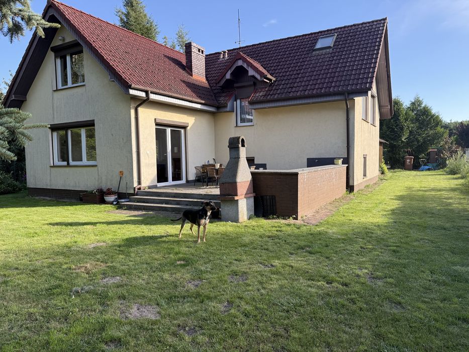 Dom Kamionki: urokliwe miejsce na skraju lasu