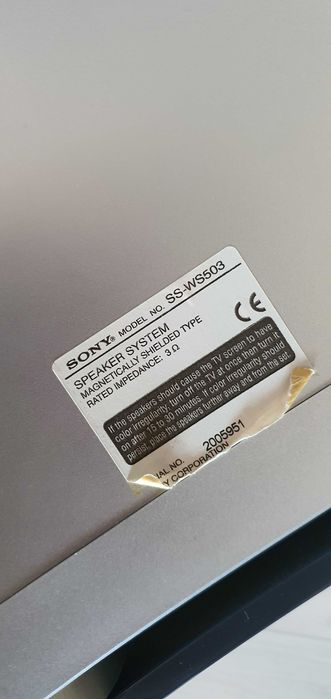 Subwoofer sony  bem estimado