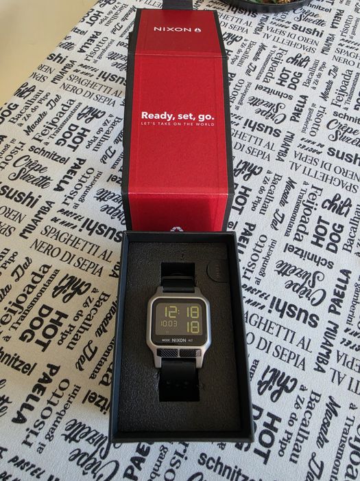 Relógio Nixon Heat Silver