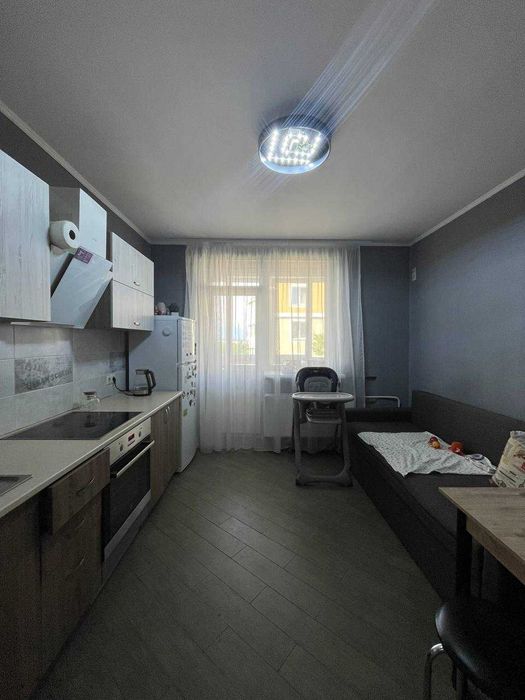 Центр. Оф. 2%.2к з ремонтом.