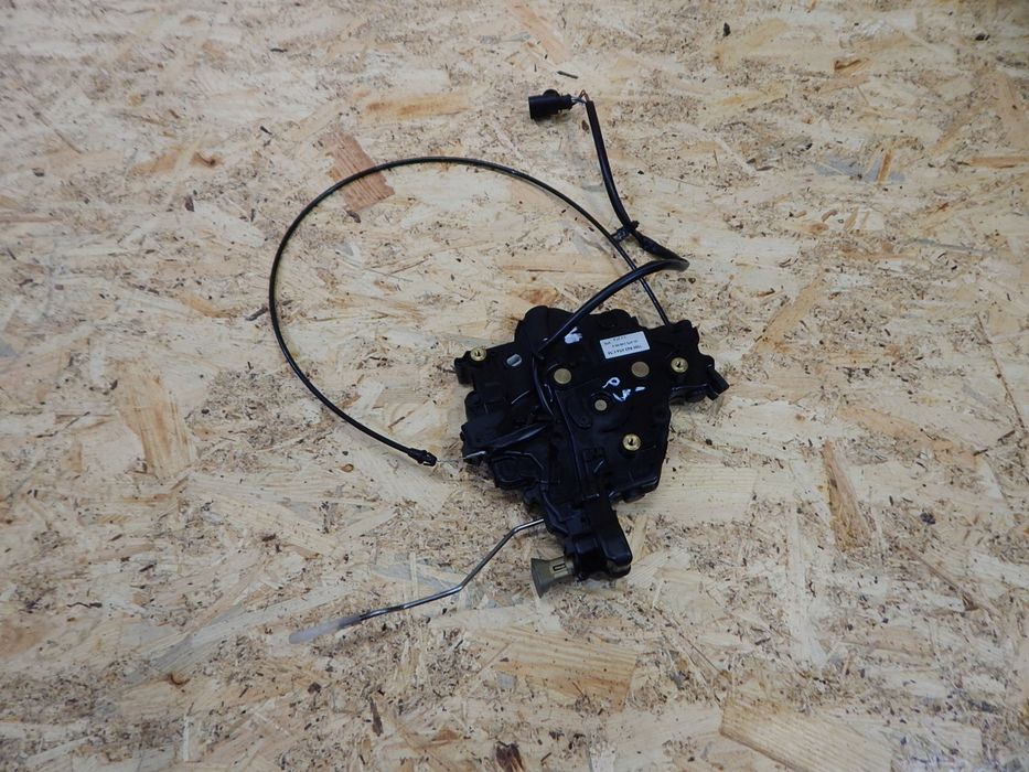 vw t5 zamek drzwi przesuwnych prawy 7h0843654cm