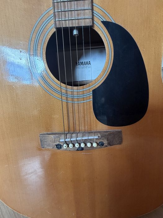 Gitara Yamaha akustyczna