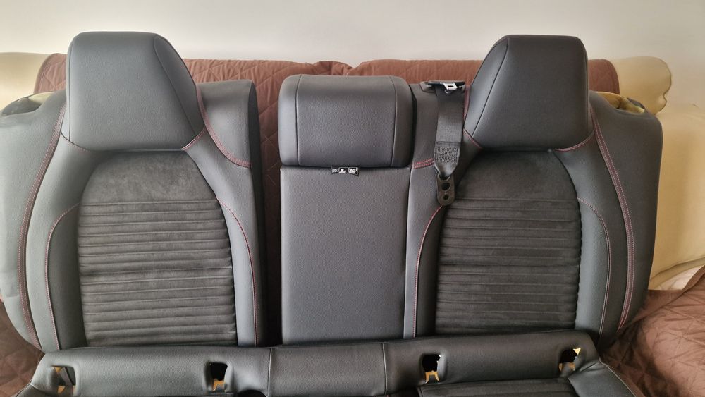 Bancos traseiros Mercedes W176