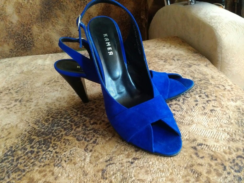 Босоножки из нат.кожы.