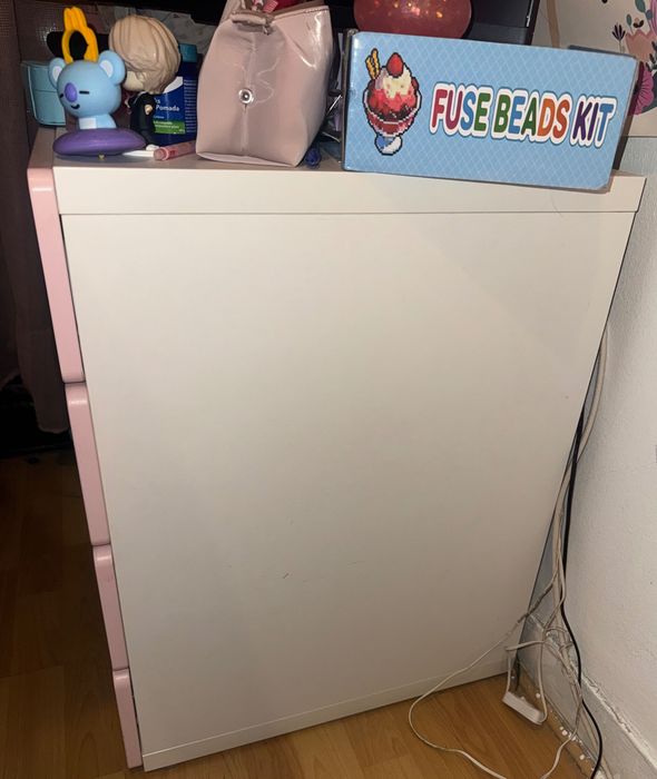 Conjunto mobília menina - IKEA