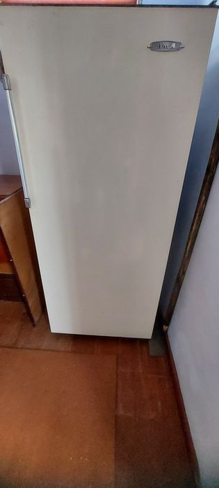 Холодильник  "Зил"