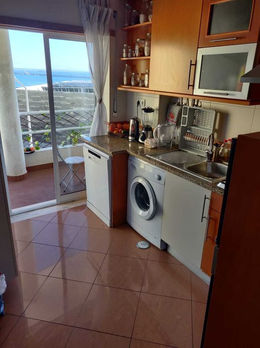 Arrenda-se apartamento recente em Sines