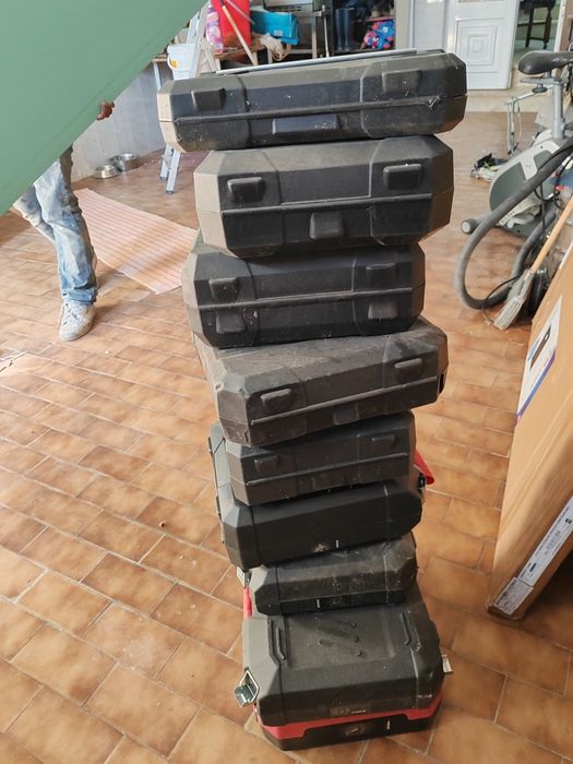 Caixas máquinas de ferramentas