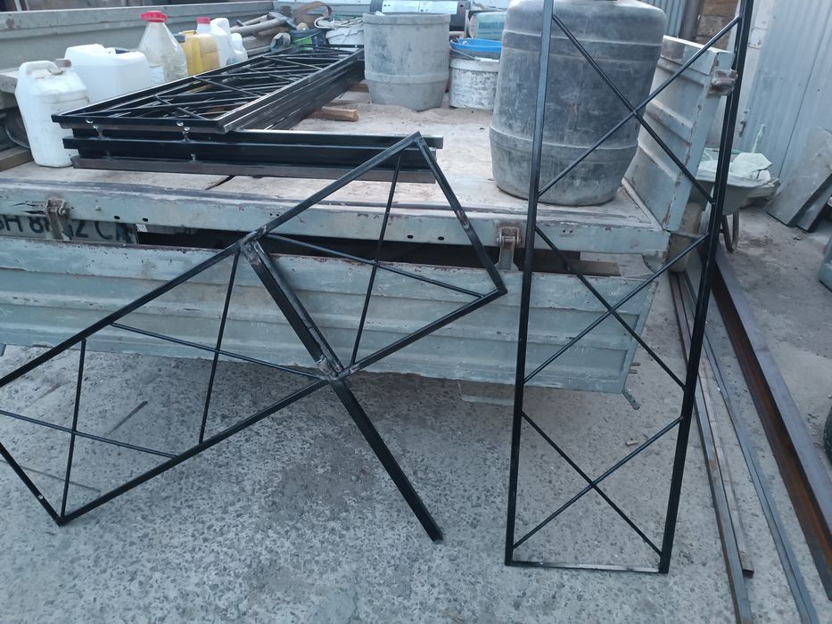 Ограда на кладбище от 8500 с установкой. Изготовление памятников.