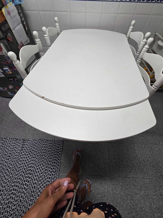 Mesa cozinha com 4 cadeiras