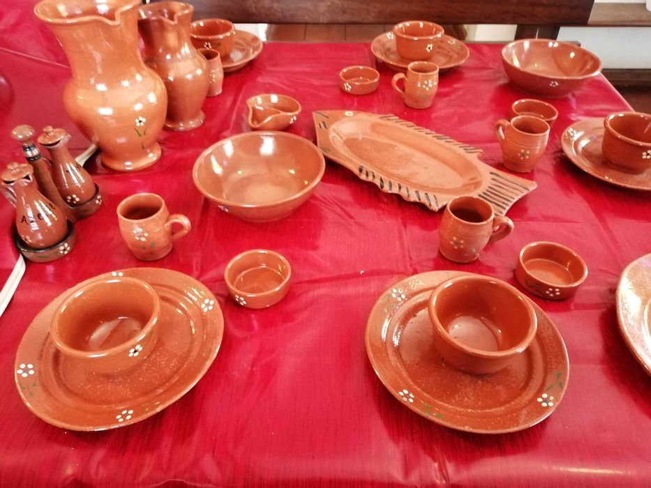 Conjunto loiça de barro I