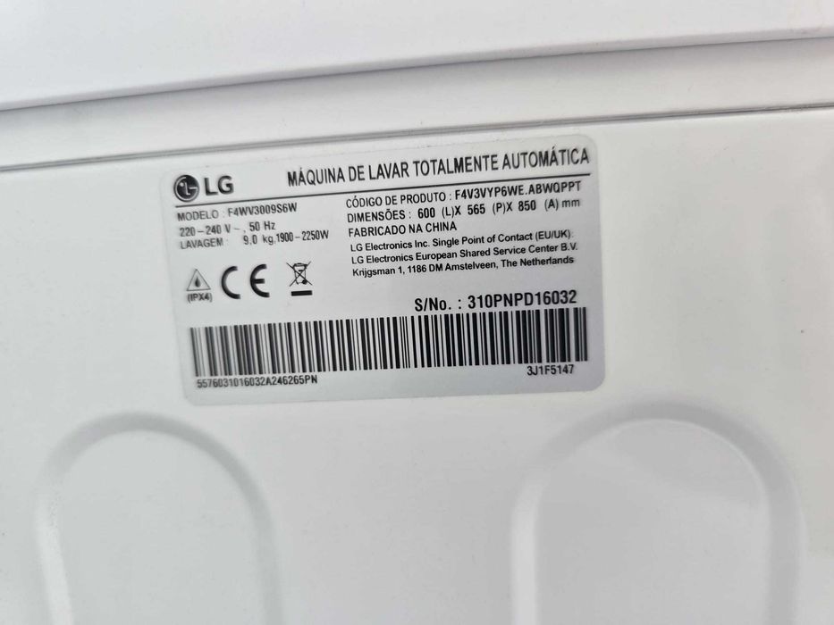 Máquina de Lavar Roupa LG 9kg / 1400 RPM com IA e Vapor (F4WV3009S6W) – Como Nova
