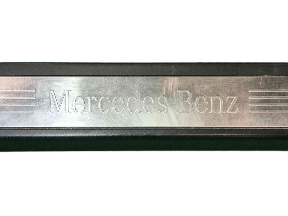 Rodapé / Soleira Porta Direito MERCEDES-BENZ E-CLASS Cabriolet A2076800235 (OEM)