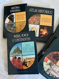 Vendo livros sobre história do nosso país, universal e continentes.