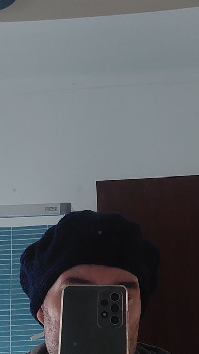 Boina francesa feita à mão