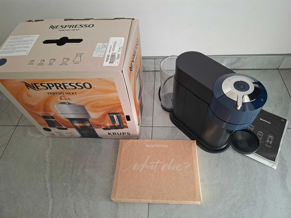 Nespresso Ekspres do kawy Krups Vertuo Next  YY4974FD
