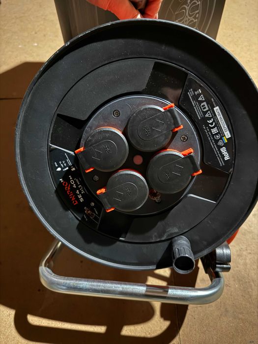 Подовжувач на котушці Dnipro-M SE4 3x1,5мм² 40 м