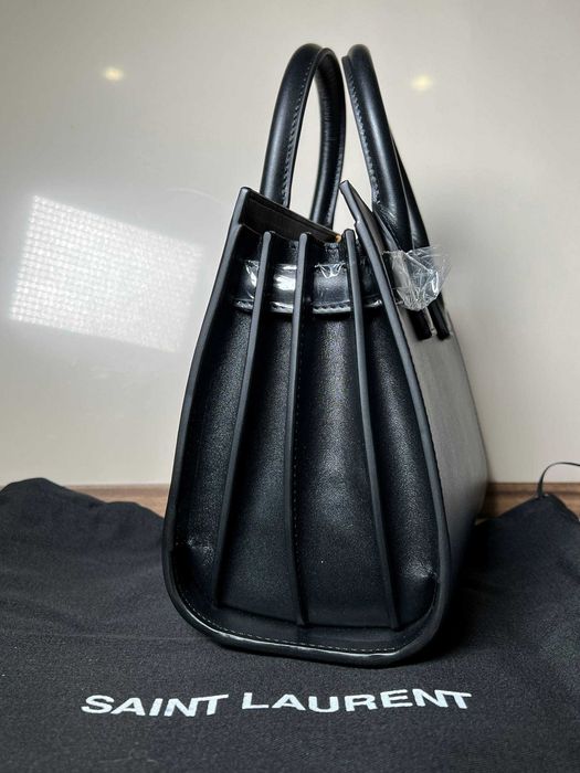 Сумка Yves Saint Laurent Sac De Jour