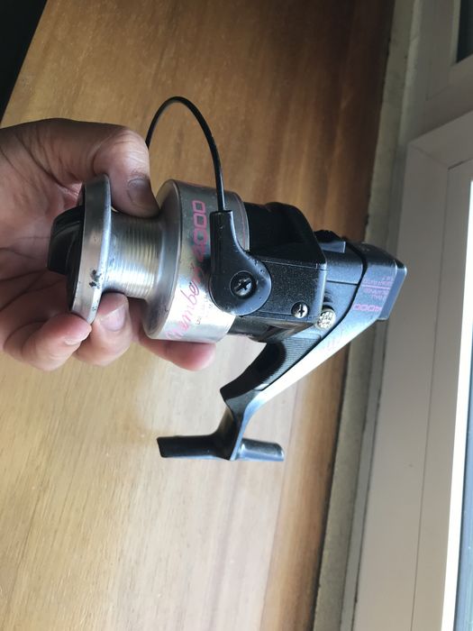 Carreto pesca marca ( Vega 4000)