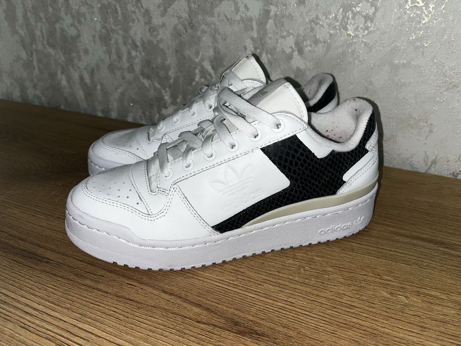 Кросівки Adidas 38р