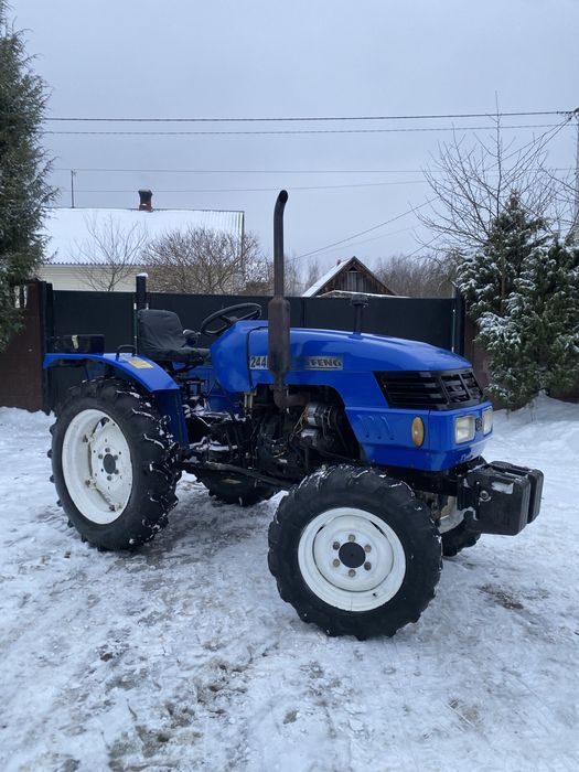 Dongfeng 244 4x4 мінітрактор