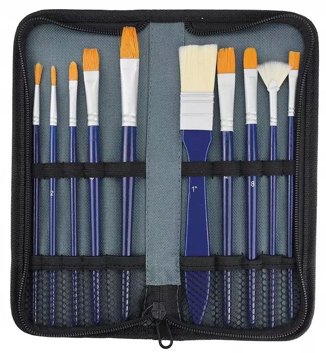 Zestaw Artystycznych 10 Pędzli Z Drewnianym Uchwyt. Titanum