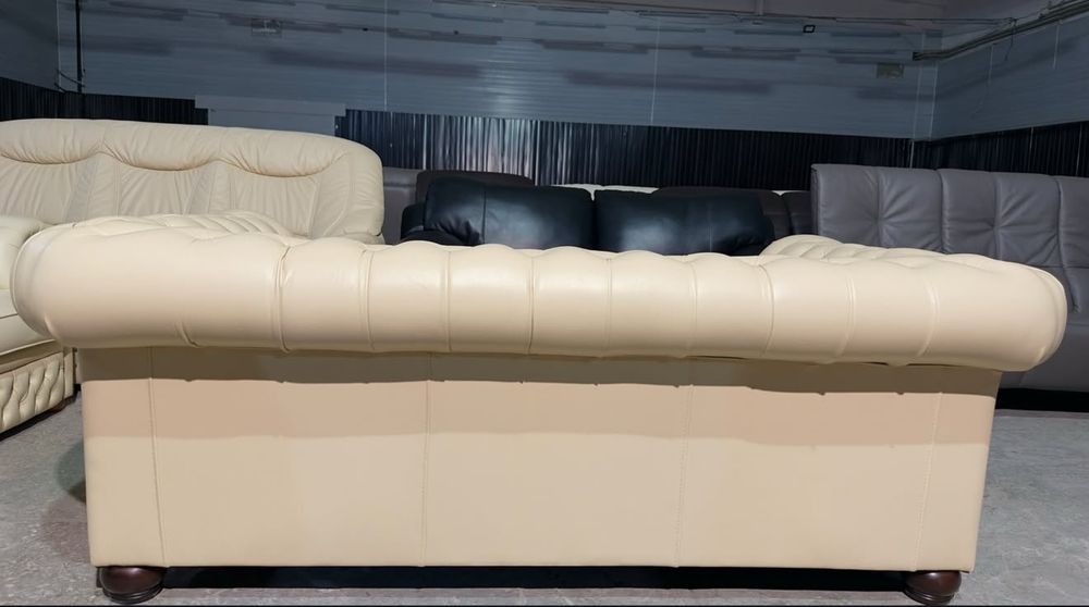 Шкіряний диван в стилі Chesterfield. Кожаный не комплект Честер