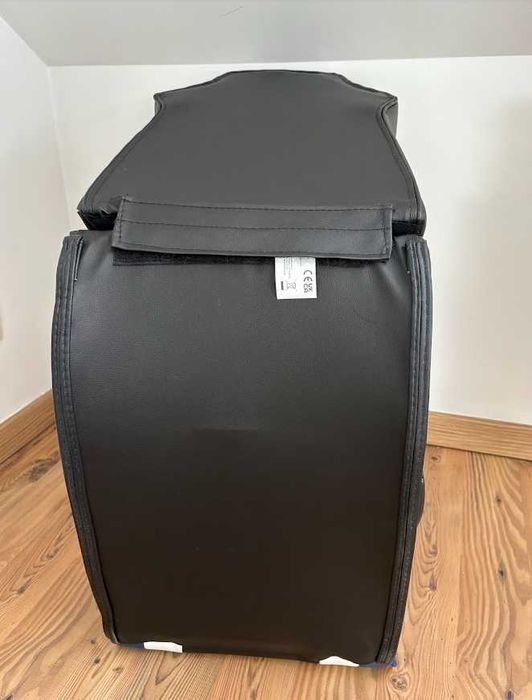 Fotel gamingowy Rocker Floor–niebieski wbudowane głośniki stereo Orbit 2.0