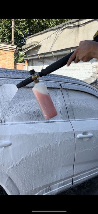 Активная пена для бесконтактной мойки авто