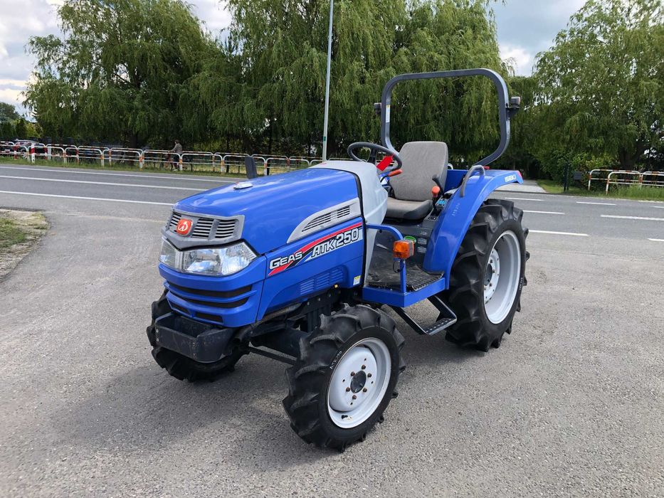 Traktorek Iseki ATK250, 2011 r 4x4 wspomaganie rewers 3 cyl diesel