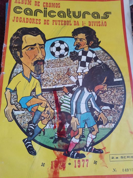 Albume de cromos caricaturas,antigo