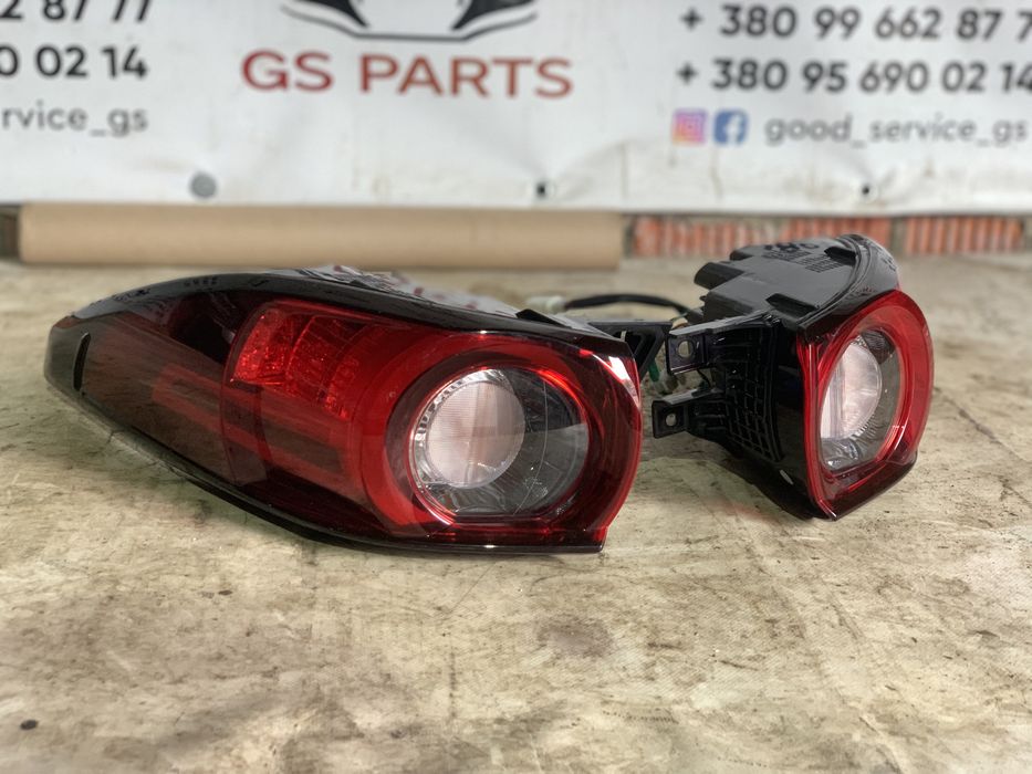 Стопи фонарі Mazda cx5 KF 2017-2021