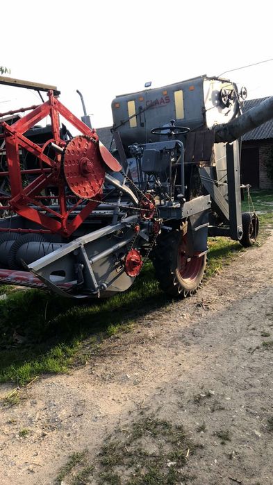 Продам зернозбиральний комбайн