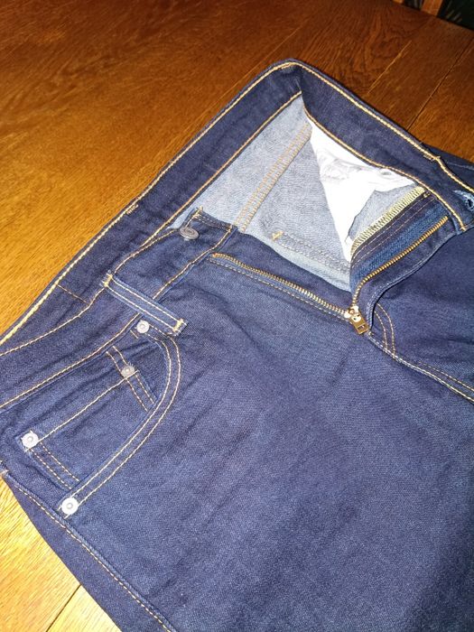 Jeansy Levi's W31 L32