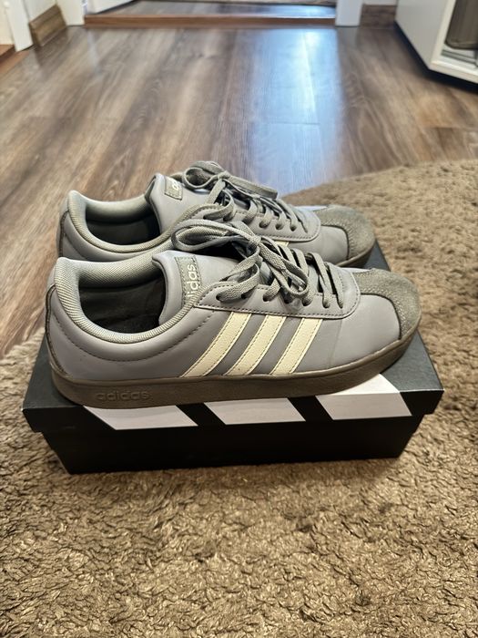 Кросівки Adidas VL Court Base