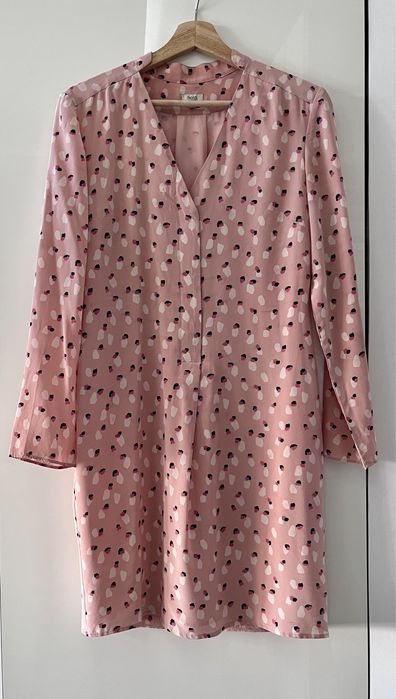 Vestido de seda da marca Hoss