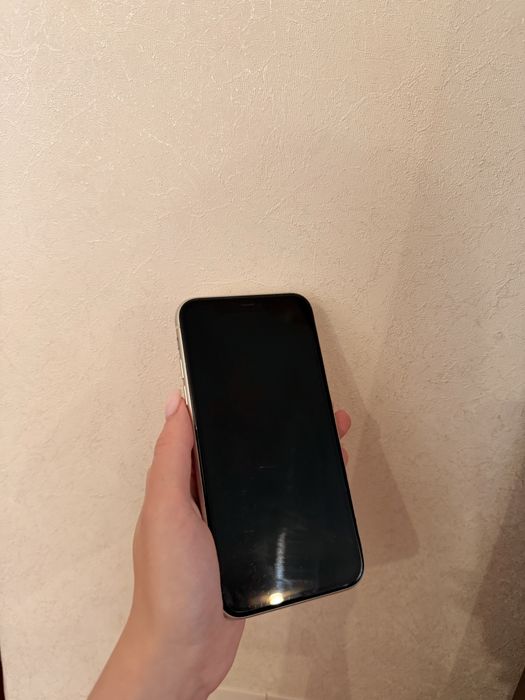 iPhone 11 (64gb)