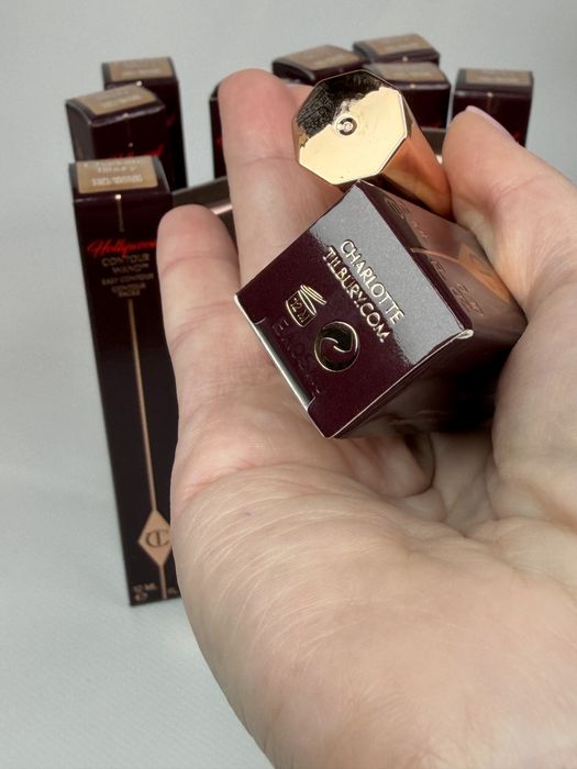 Кремовий контурінг Charlotte Tilbury Fair Medium