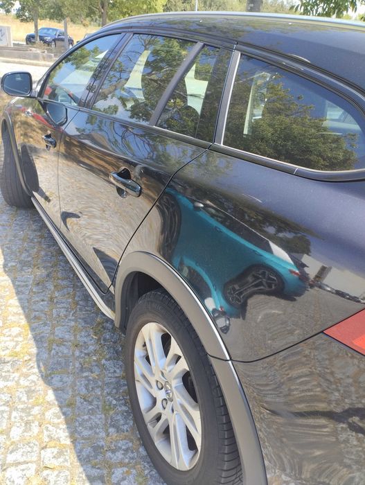 Viatura Volvo V60 D3 de 2015