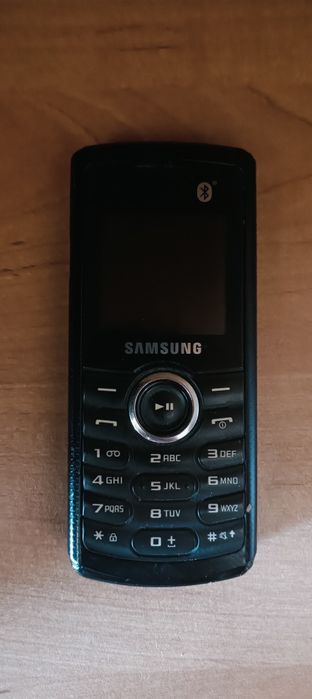 Telefon Samsung E2121B