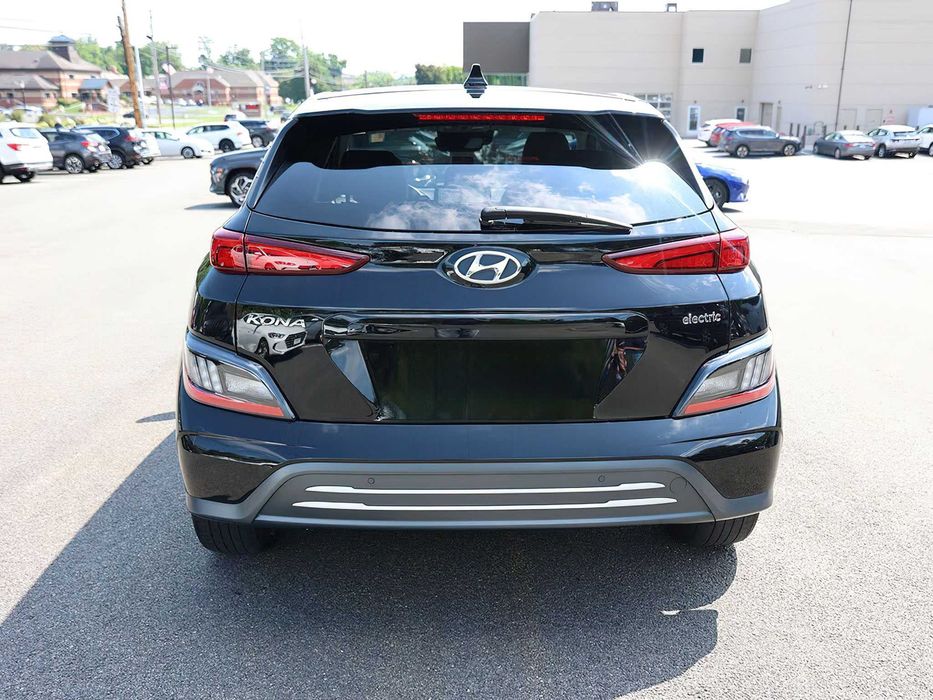 Hyundai Kona Limited      2023