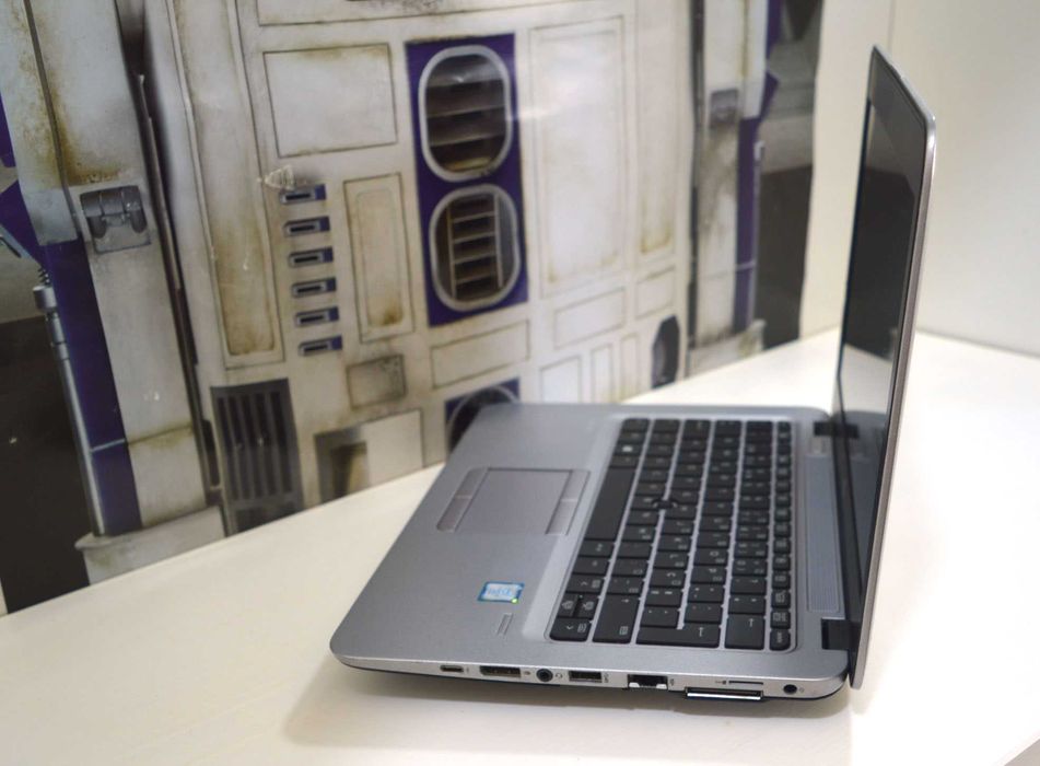 HP 820 G3 - (inteiro ou peças)