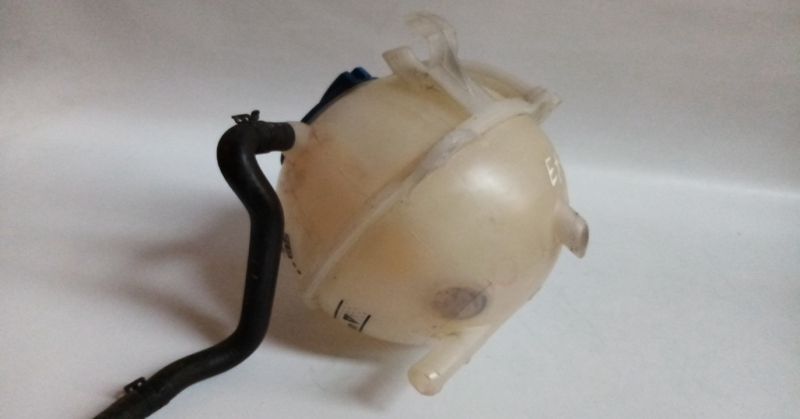 Reservatório / depósito da água / líquido de refrigeração SEAT Leon (1