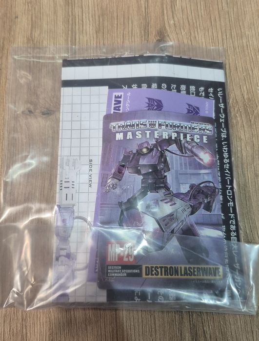 Zamiennik Takara tomy Transformers Masterpiece MP-29 Laserwave Destron Figurka