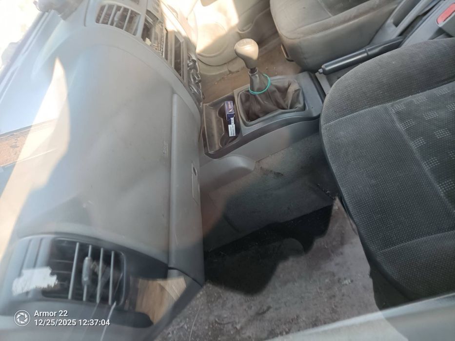 Продаю Ісузу машина 2007 року