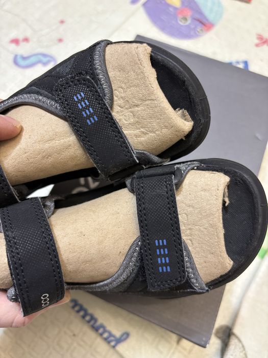 Босоніжки ecco biom 30 розмір сандалі