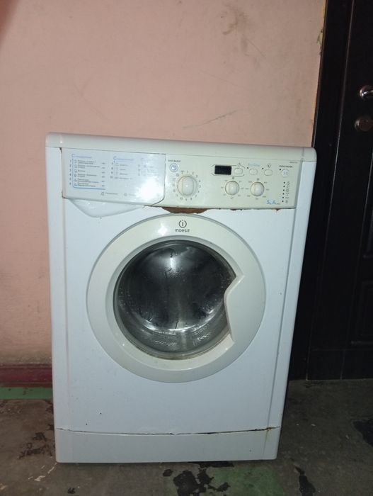 Пральна машина індезіт